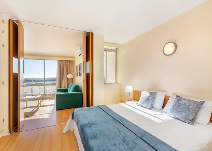 Rocha Sunset 波尔蒂芒